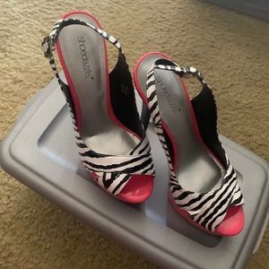 Pink white and black shoe dazzle heels